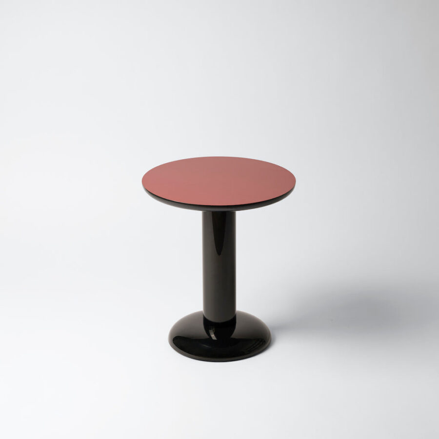 Round Coffee Table - Slim Pedestal Accent Design